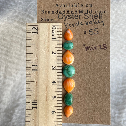 Verde Valley / Oyster Shell Cabochon - Mix28