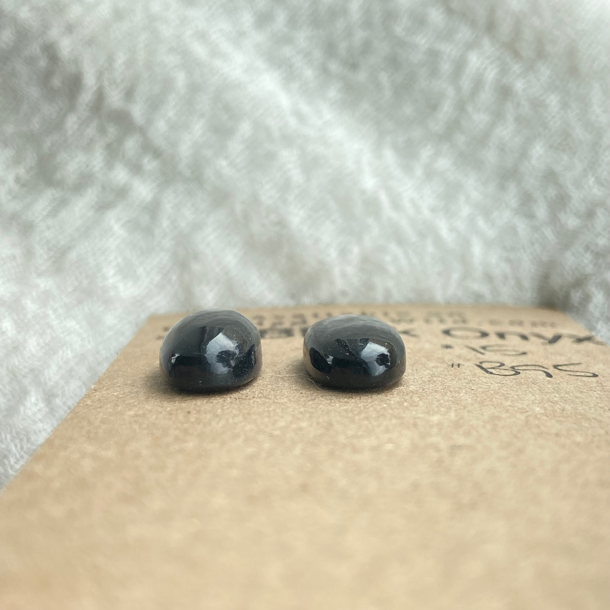 Black Onyx - Cabochon - B95