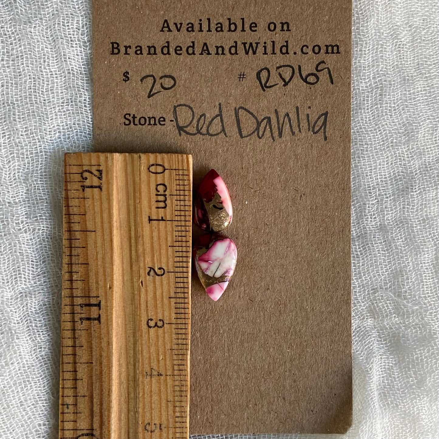 Red Dahlia Cabochon - RD69