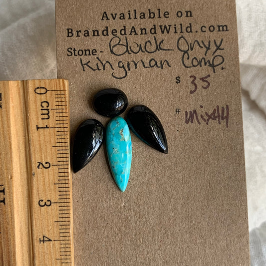Kingman composite / Black Onyx Cabochon - Mix44