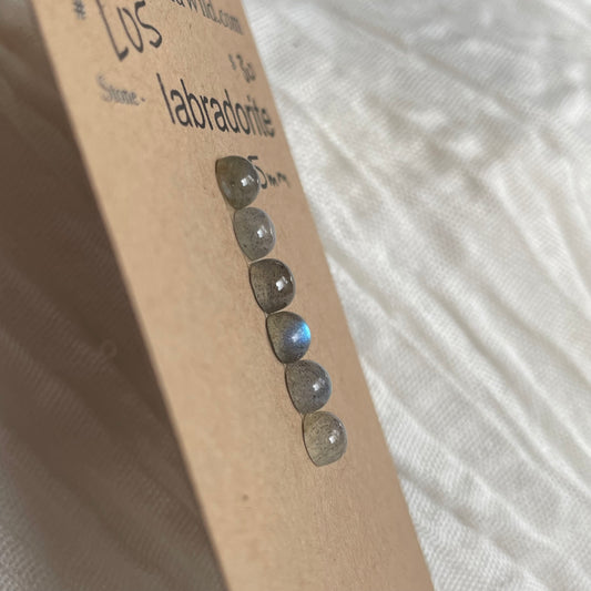 Labradorite Cabochon - L05 6BAF43E4-13A5-4DD1-B27F-265D6B83F678 Brandedandwild.com