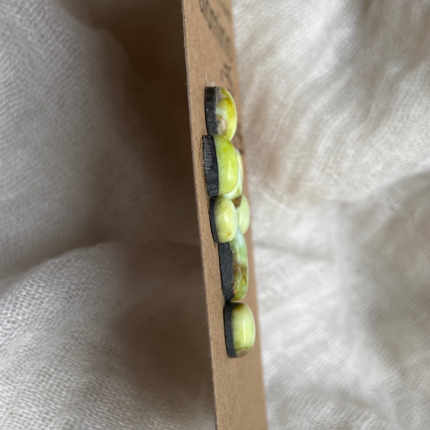 Palomino Cabochon - P033