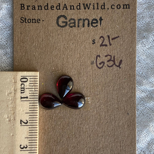 Garnet Cabochon - G36