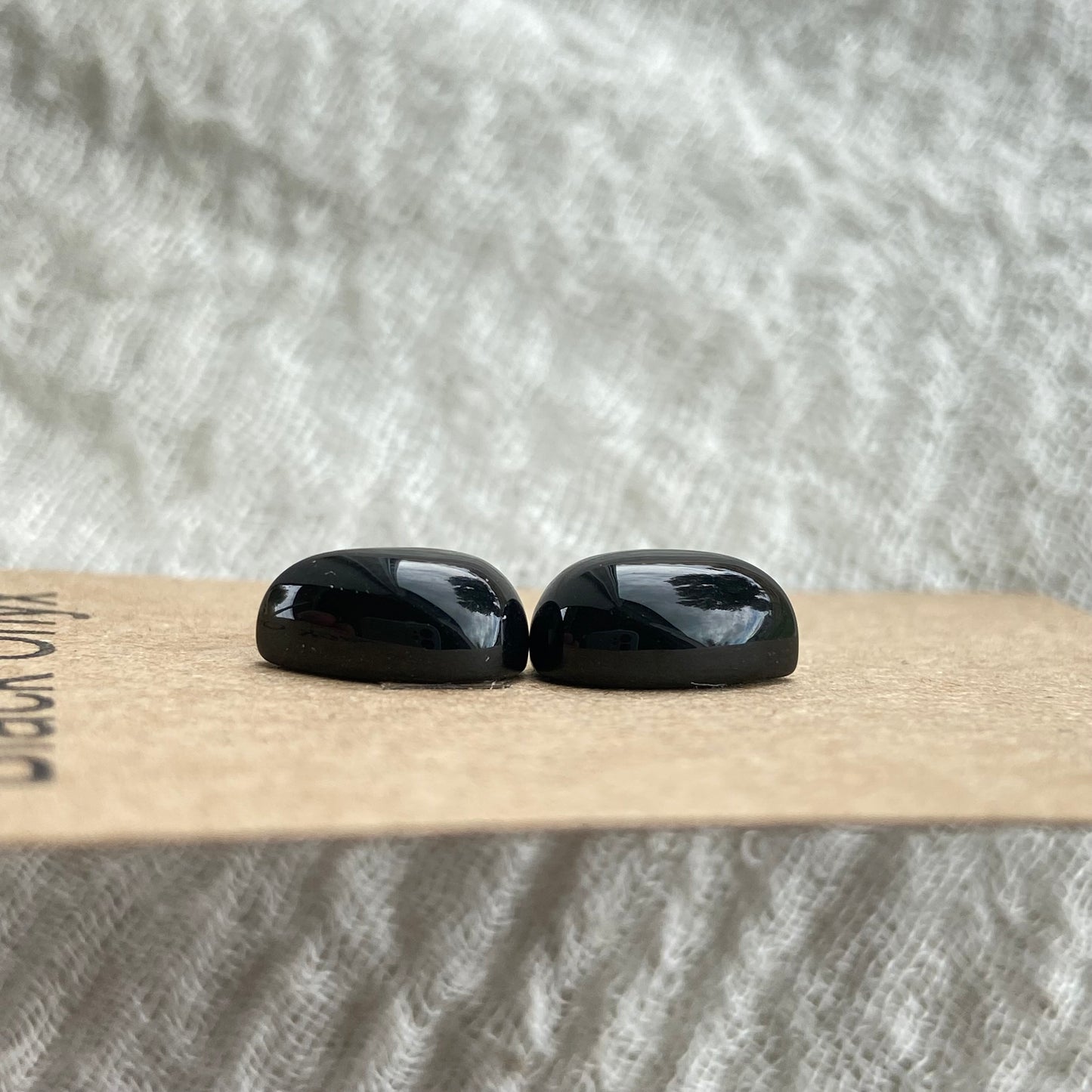 Black Onyx - Cabochon - B14