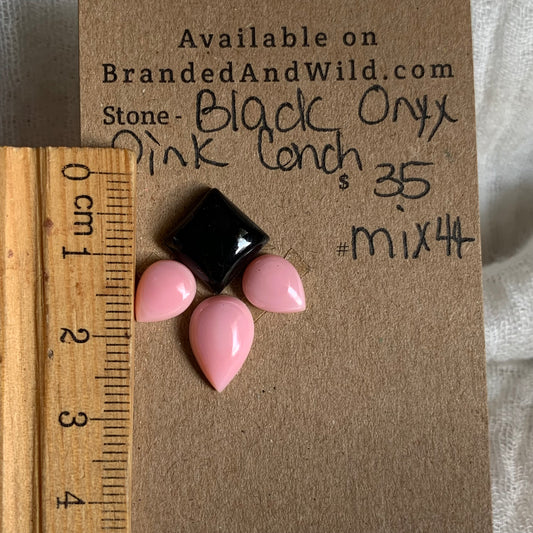 Black Onyx / Pink Conch Cabochon - Mix44