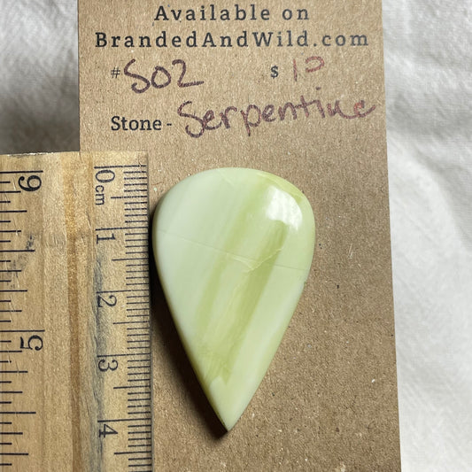 Serpentine - Cabochon - S02 6FBF5BCF-DDE4-4AE4-BD93-05223B740E55 Brandedandwild.com