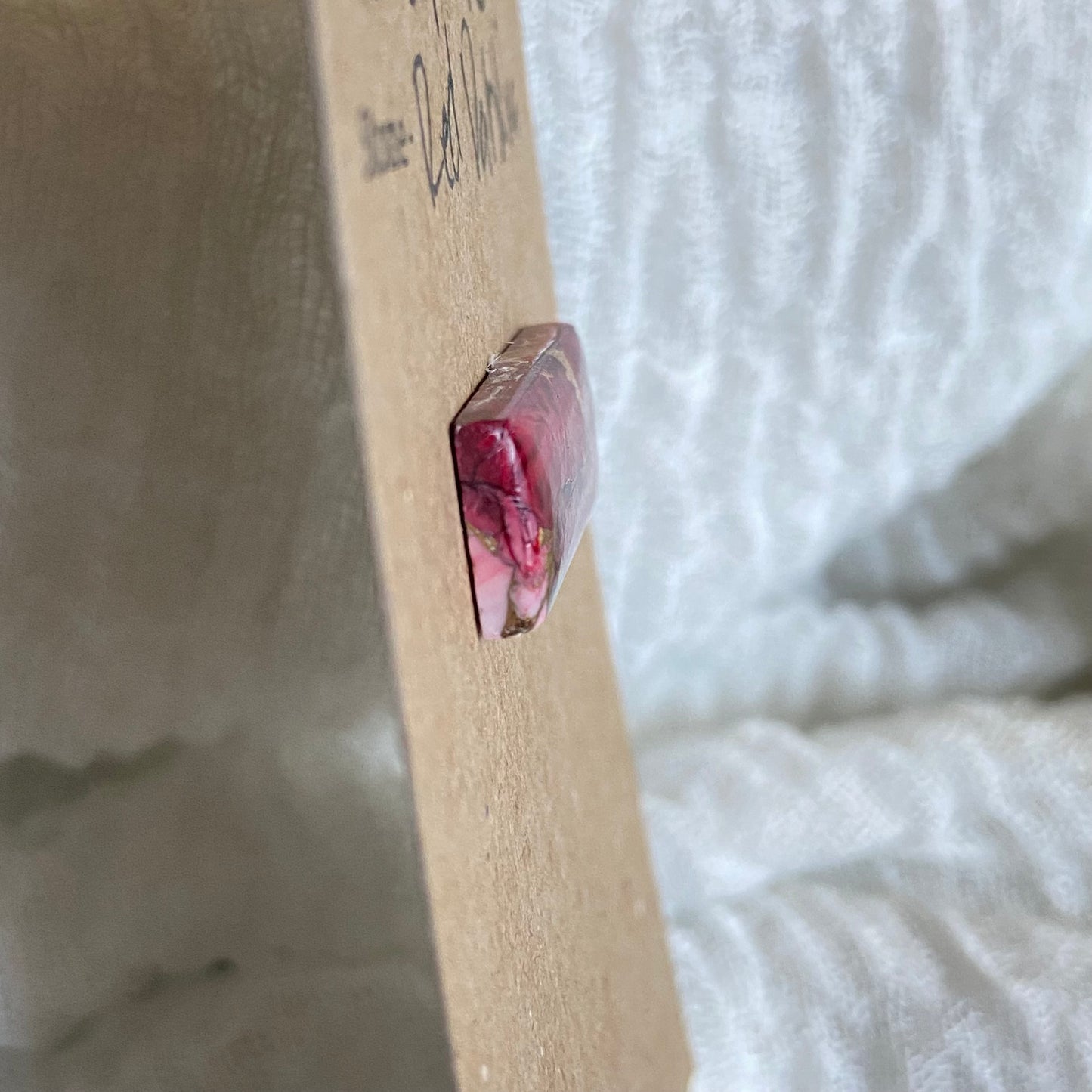 Red Dahlia Cabochon - RD57