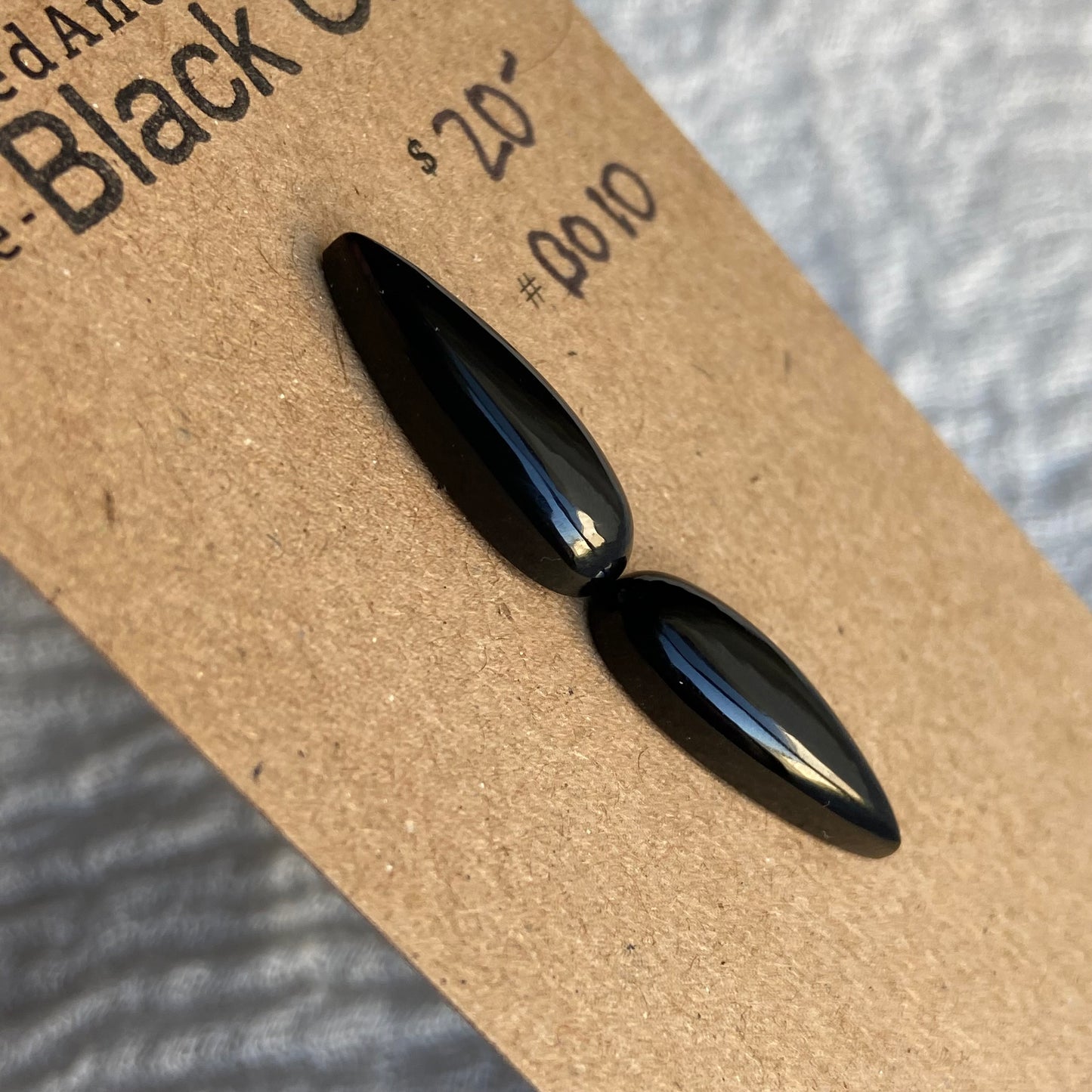 Black Onyx - Cabochon - BO10