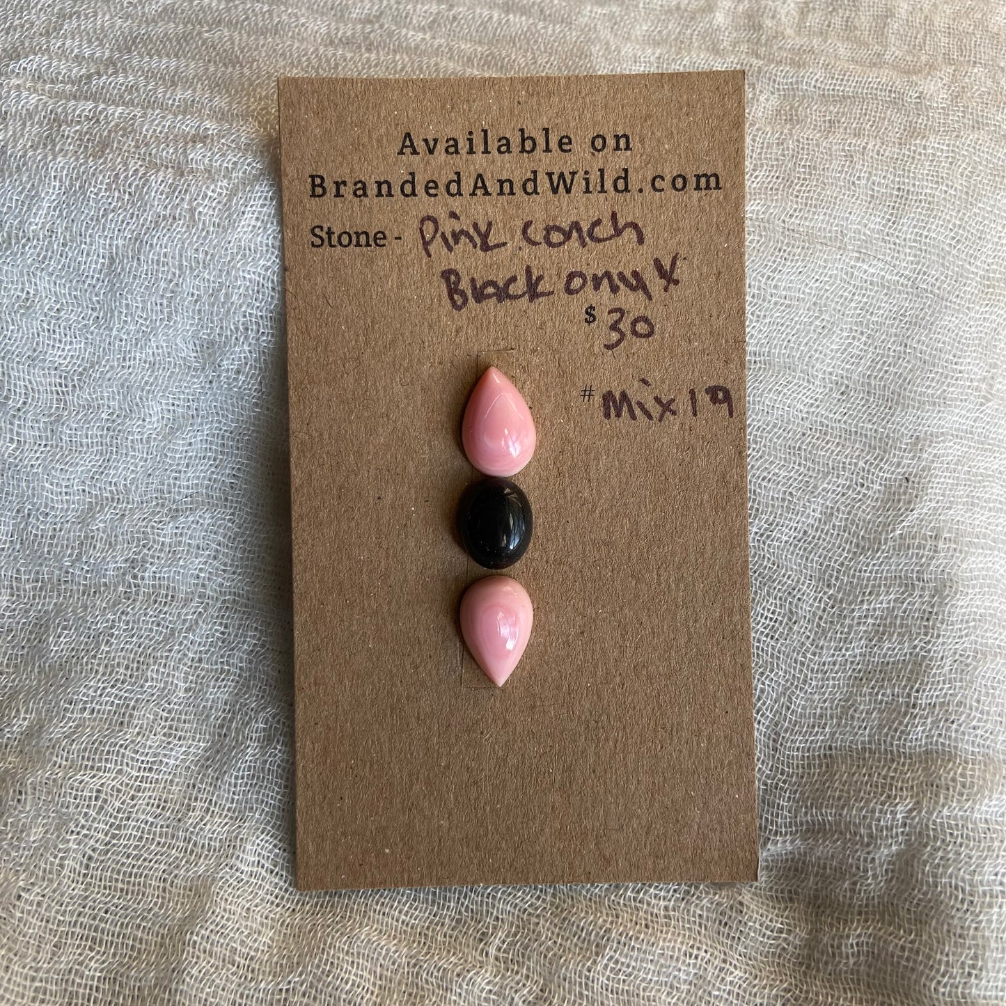 Black Onyx /Pink Conch Cabochon - MIX19