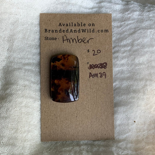 Amber Cabochon AM39