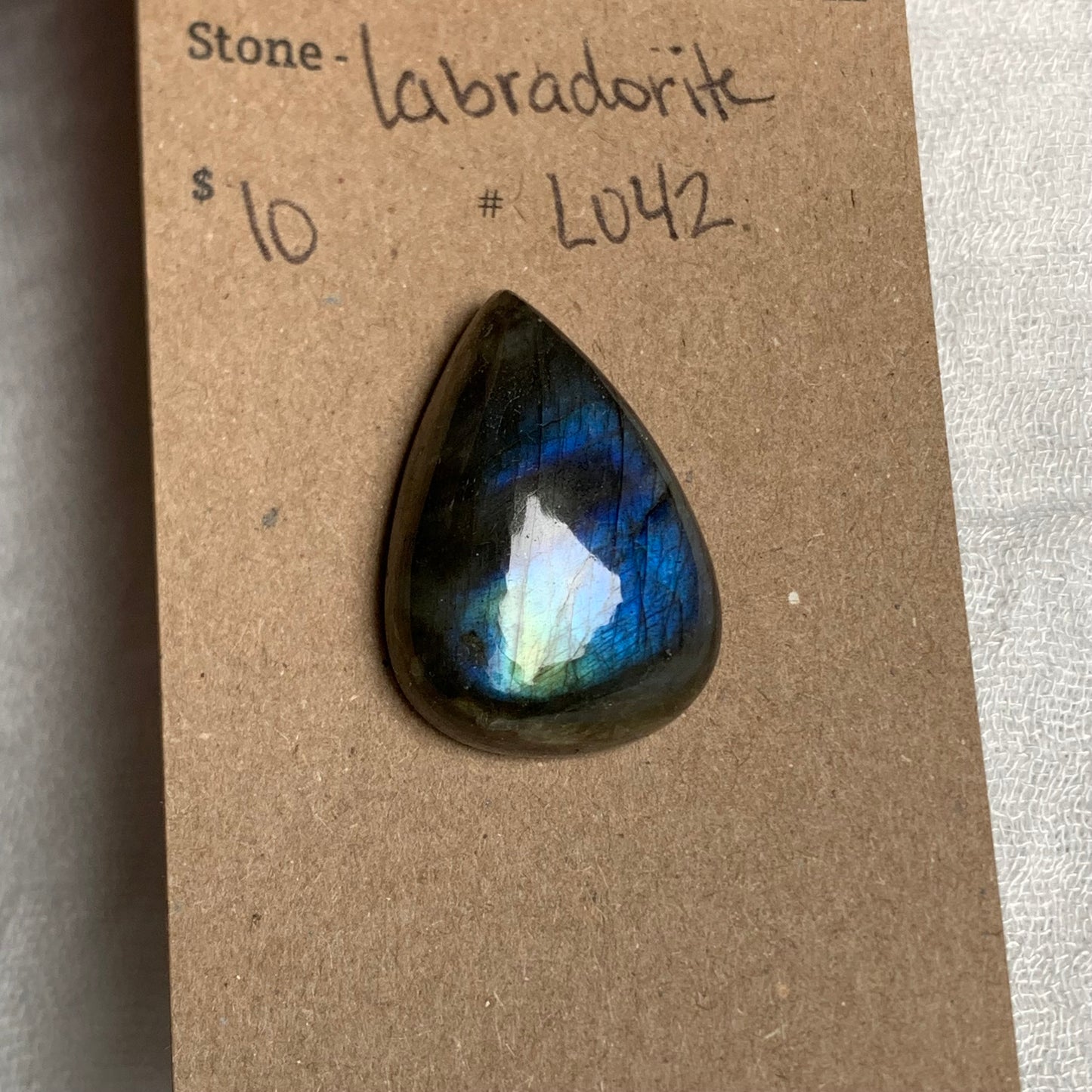 Labradorite Cabochon - L042