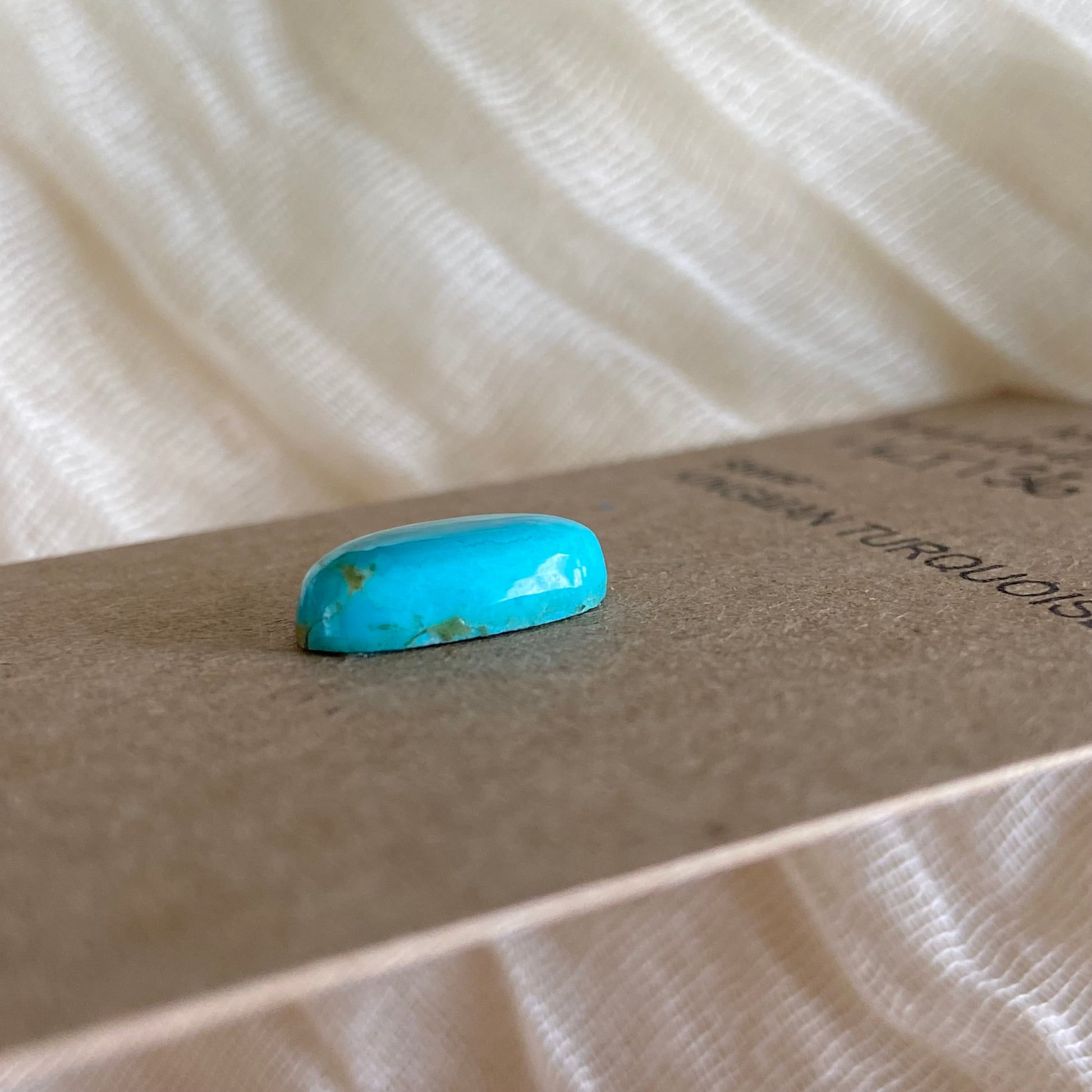 Kingman Turquoise Cabochon - KT136 72F4C499-24B9-4D53-B761-EA34B17B3614 Brandedandwild.com
