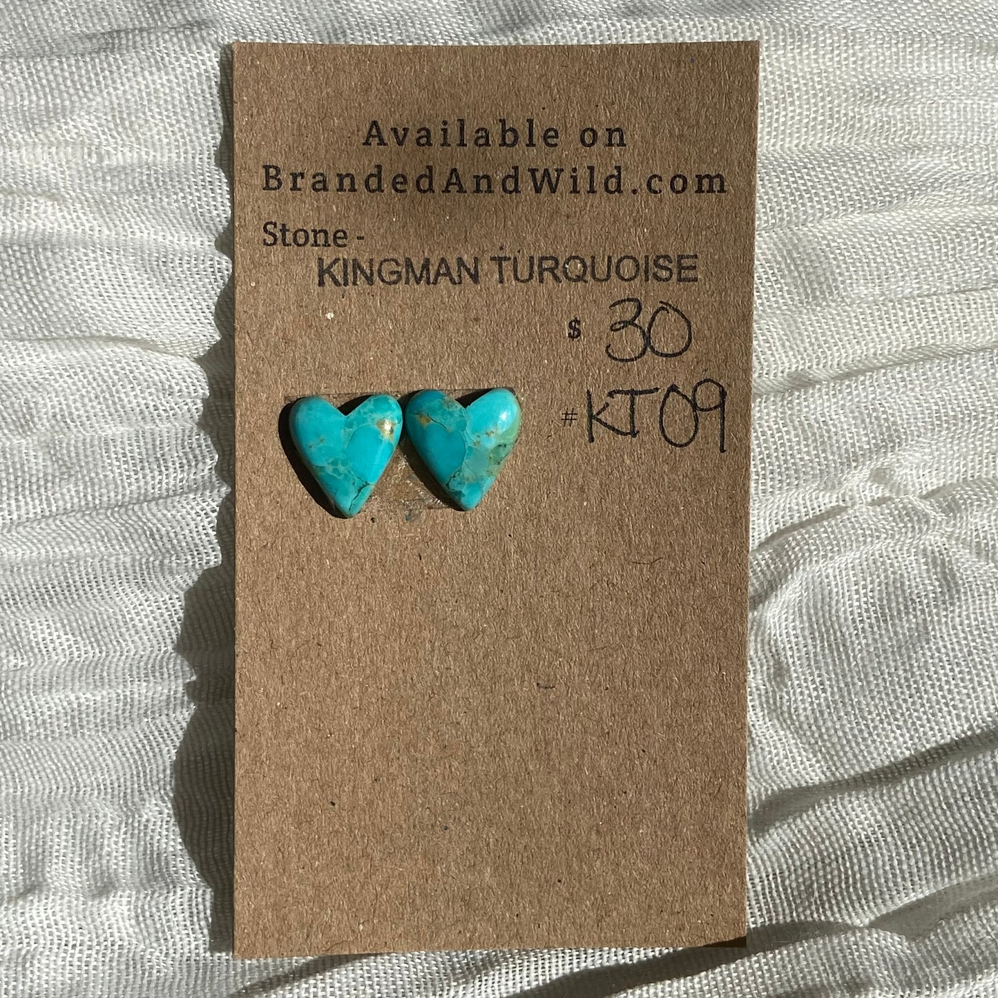 Kingman Turquoise Cabochon - KT09 733CC0E7-80B2-4550-9F55-B76CF4F79B40 Brandedandwild.com