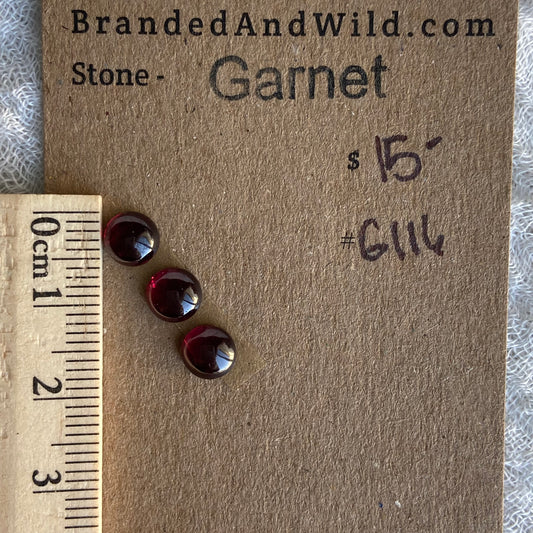 Garnet Cabochon - G116