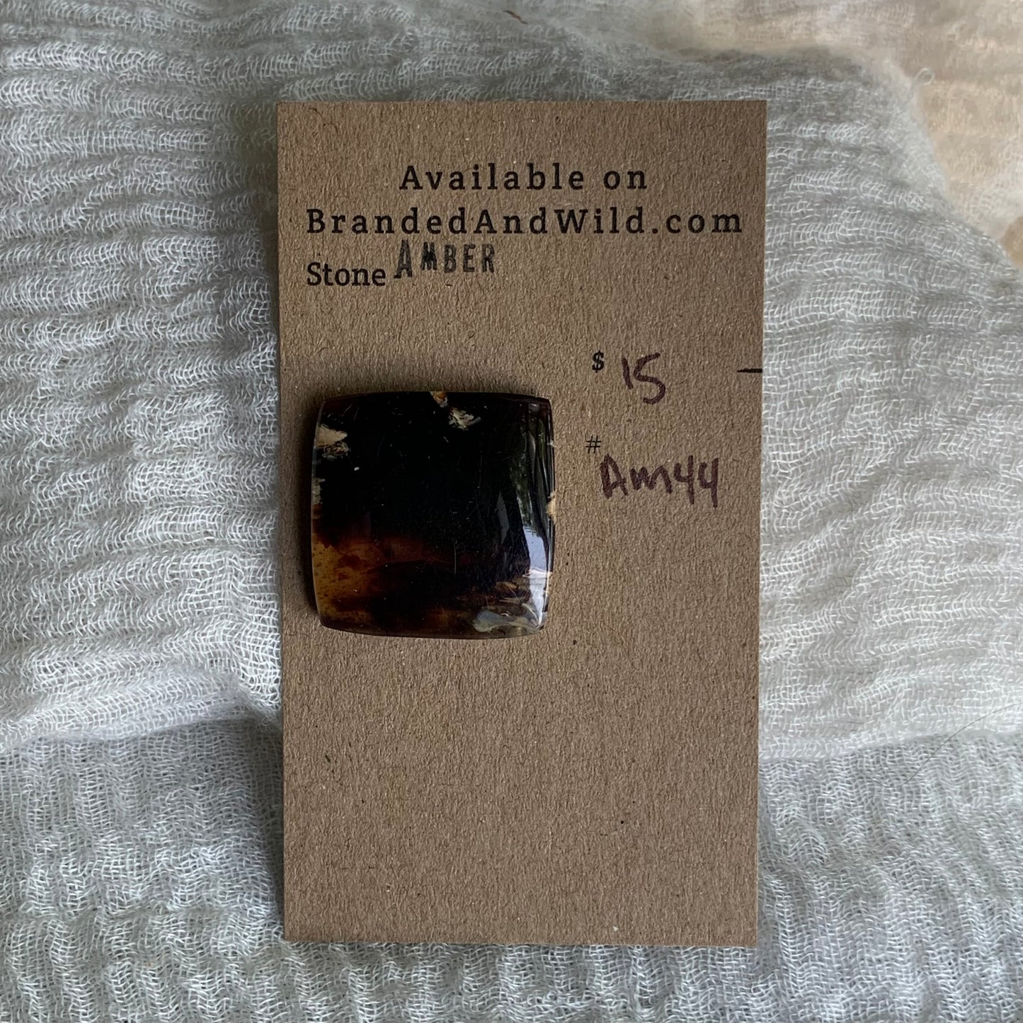 Amber Cabochon AM44