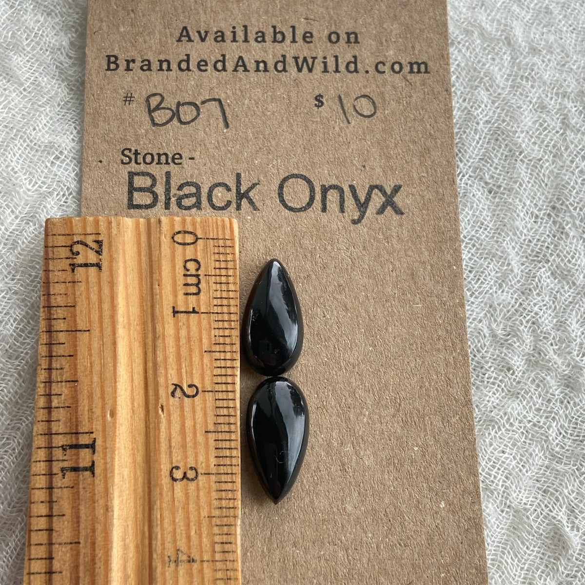 Black Onyx - Cabochon - B07