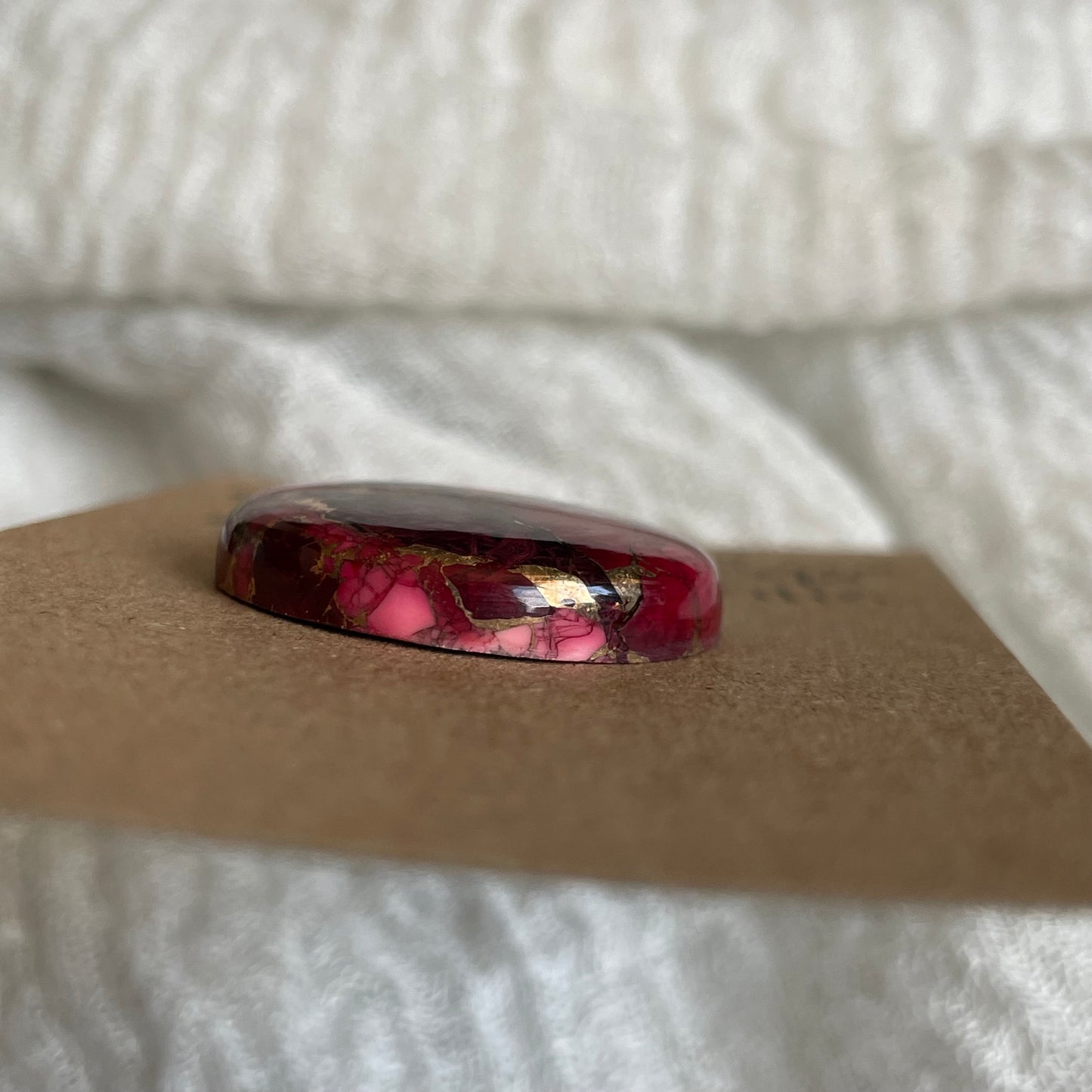 Red Dahlia Cabochon - RD40