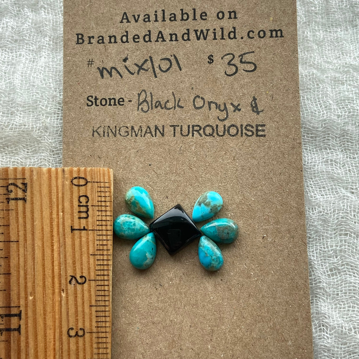 Kingman / Black Onyx Cabochon - Mix101