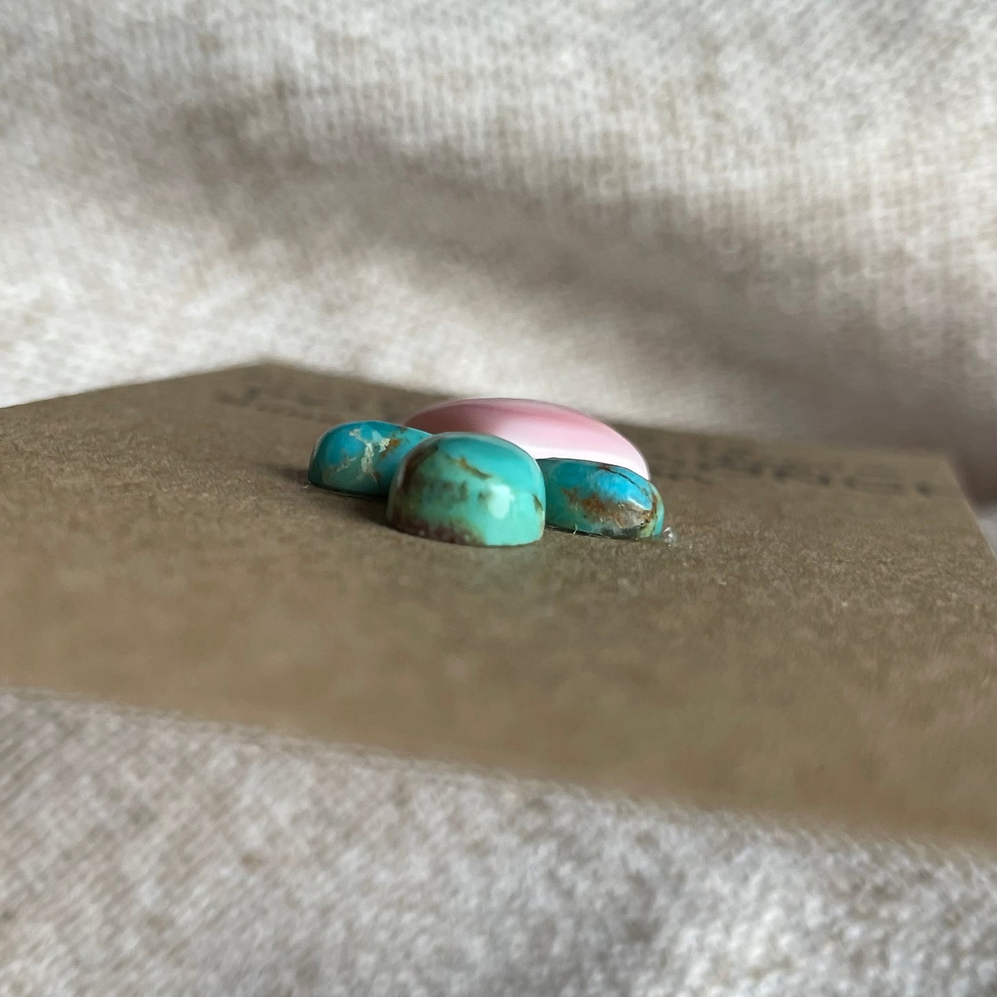 Pink Conch / Kingman Cabochon - PK16