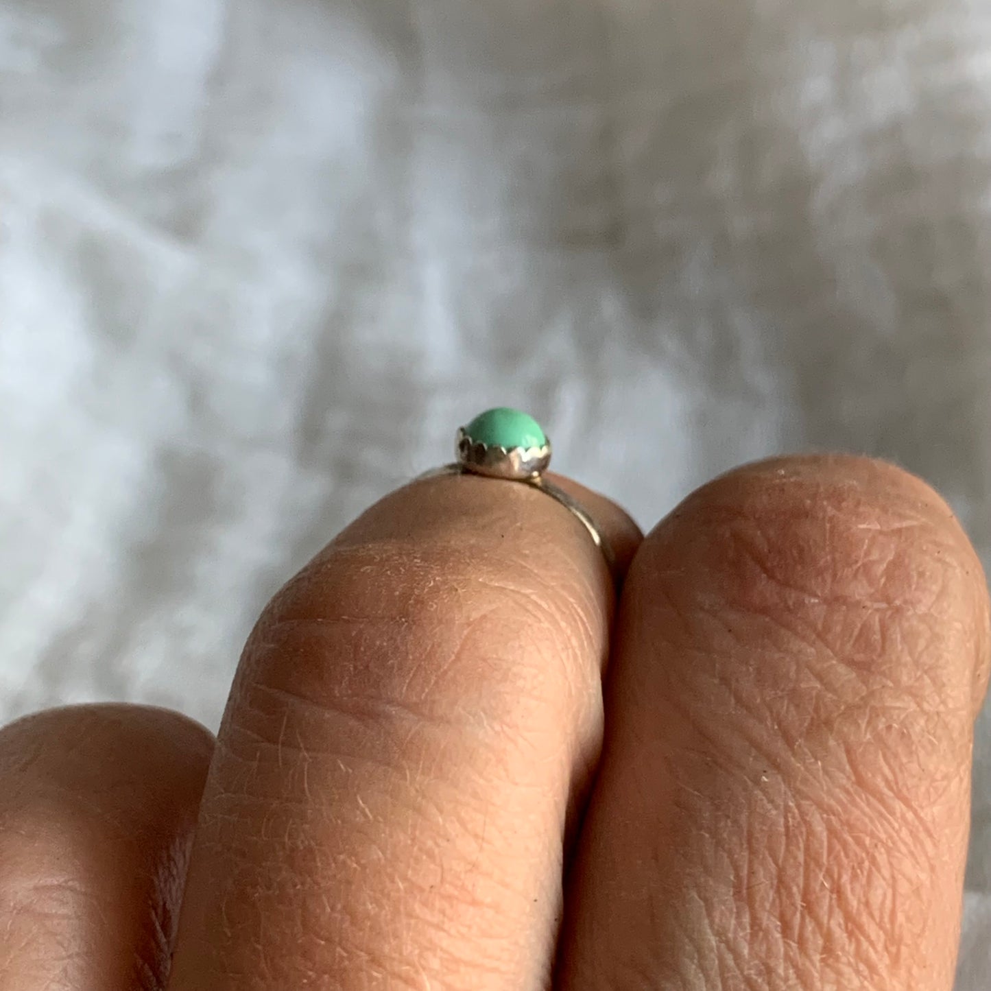 Sterling Silver Ring - R17  Size - 4.5