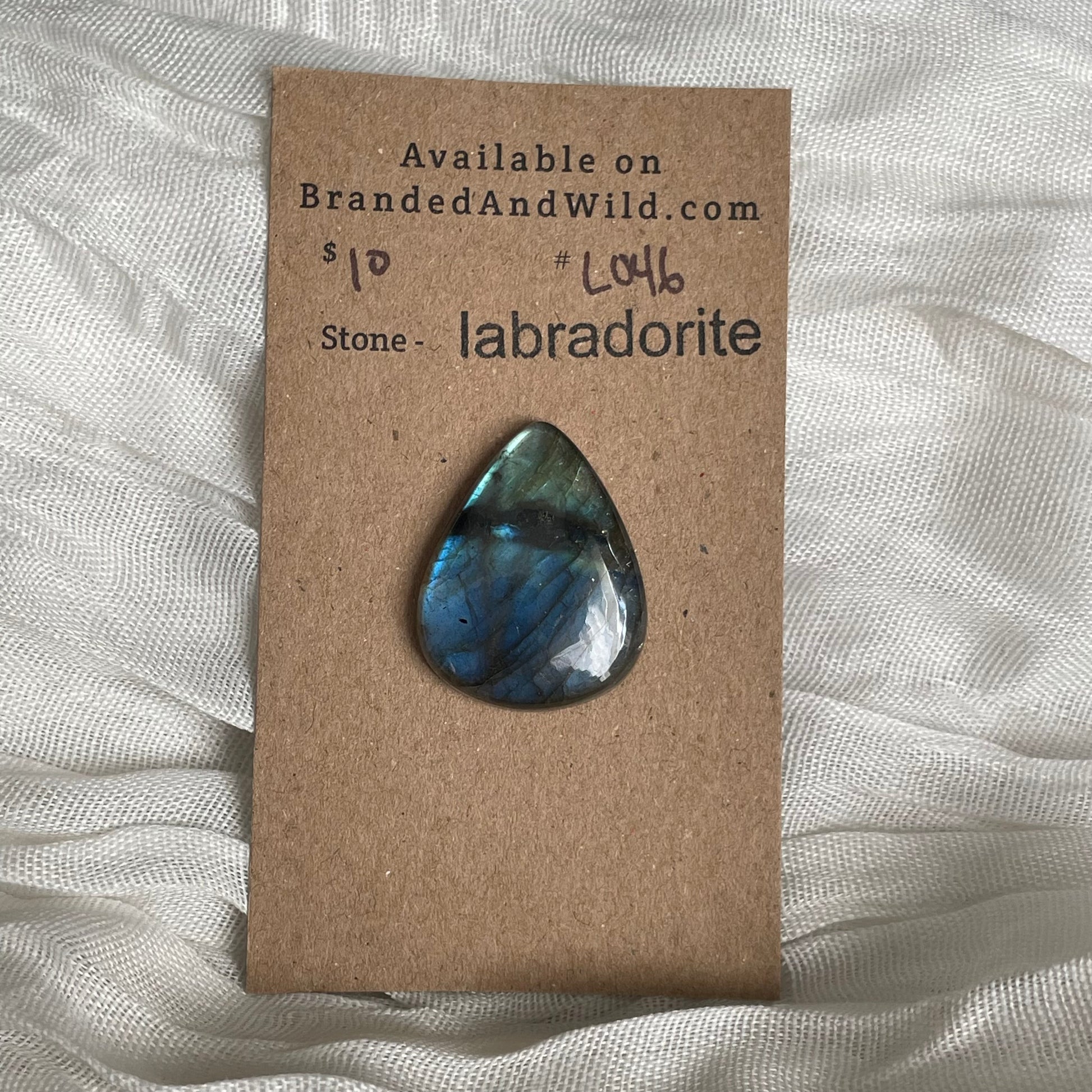 Labradorite Cabochon - L046 7B05CB65-C548-454B-8364-C0E3106DACCA Brandedandwild.com