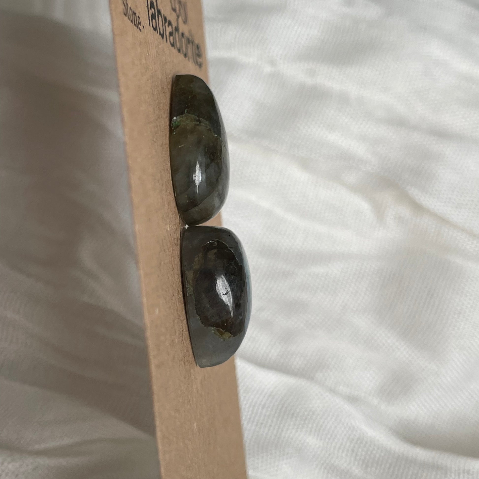 Labradorite Cabochon - L001 7BB70E78-E1CA-458C-B1BD-A8AEDD721786 Brandedandwild.com