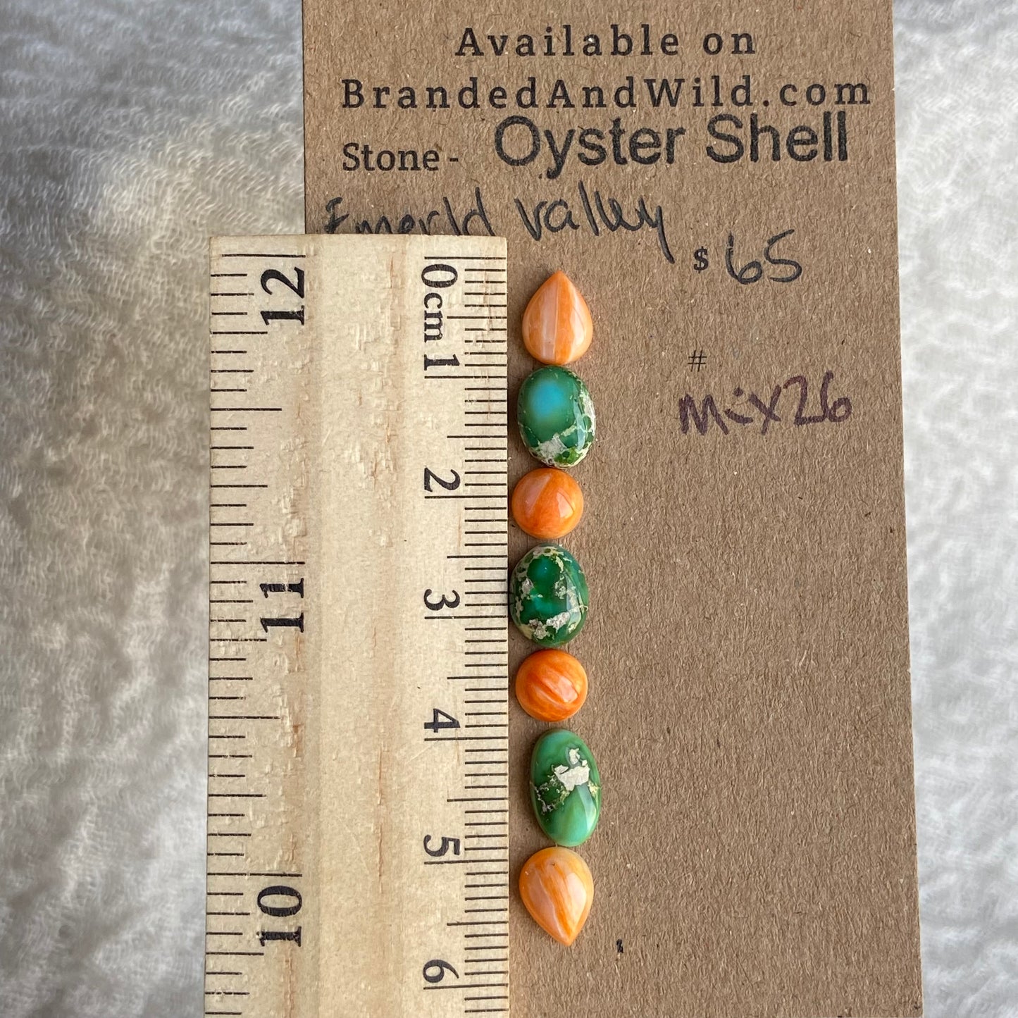Oyster Shell - Emerald Valley Cabochon - MIX26
