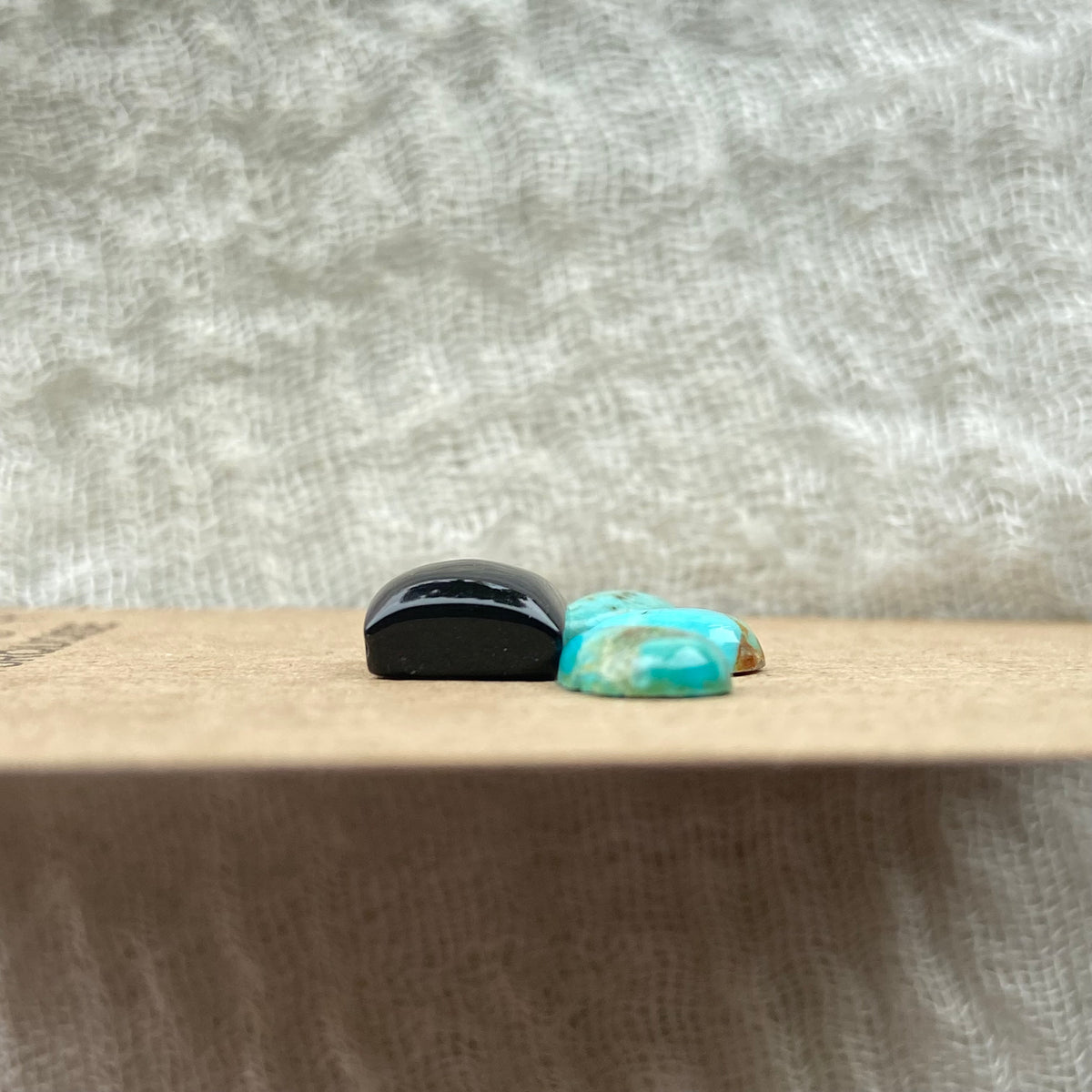 Kingman / Black Onyx Cabochon - Mix103