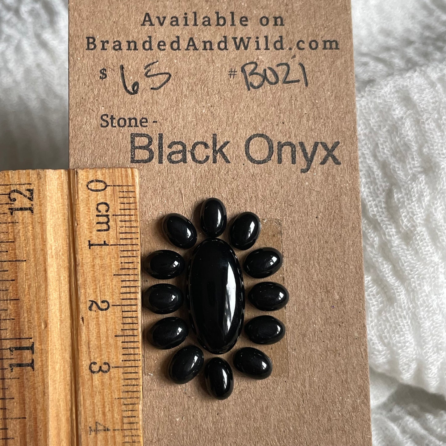 Black Onyx - Cabochon - B021