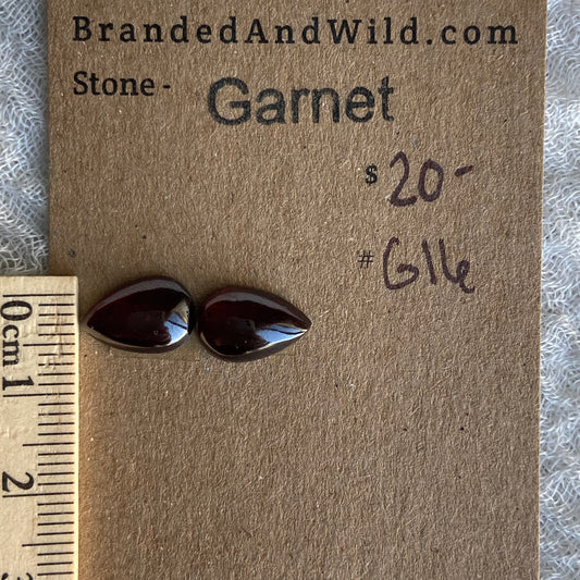 Garnet Cabochon - G16