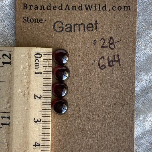 Garnet Cabochon - G64