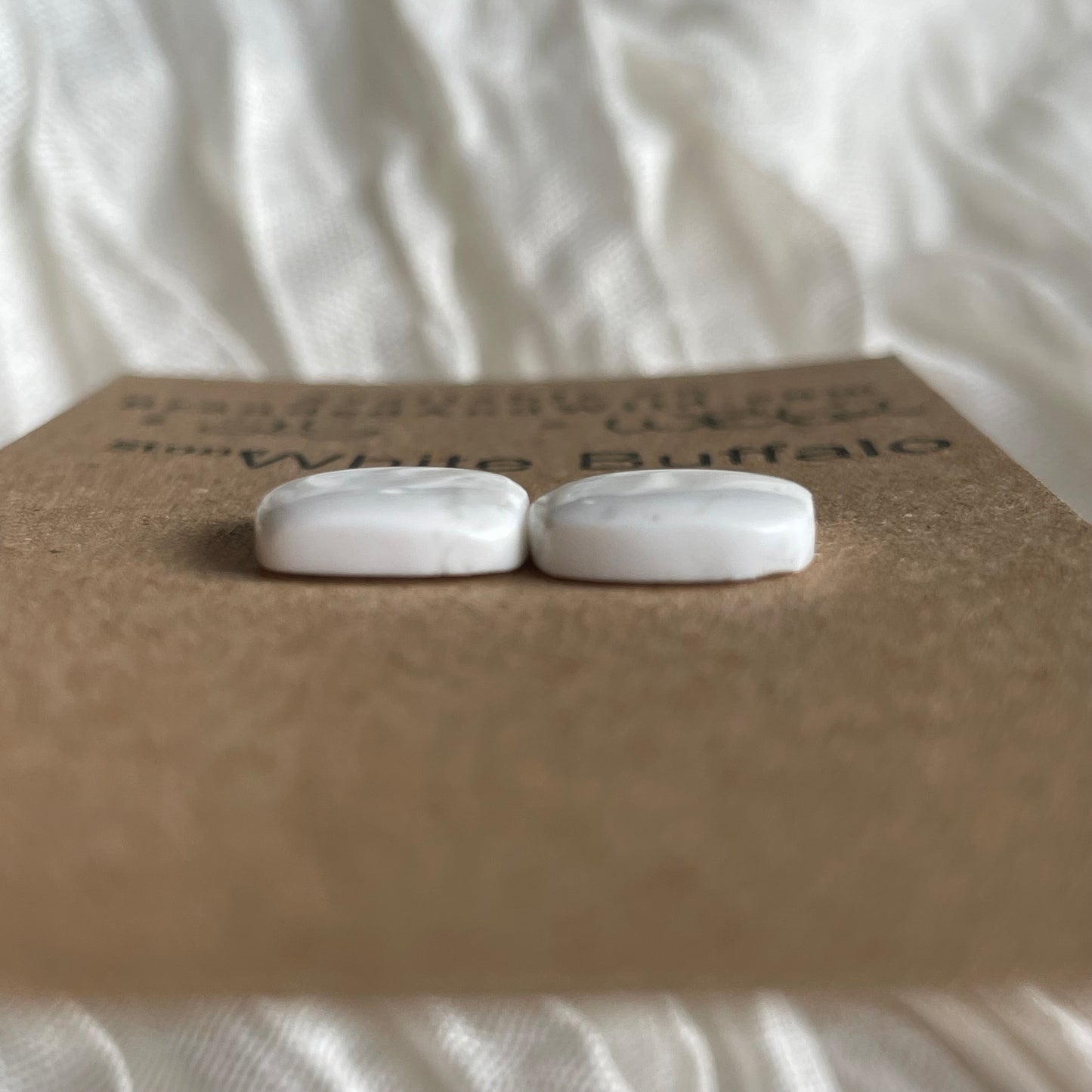 White Buffalo Cabochon - WB62 7E620AA3-9B4A-4A83-B43C-BA0B7012ED2A Brandedandwild.com