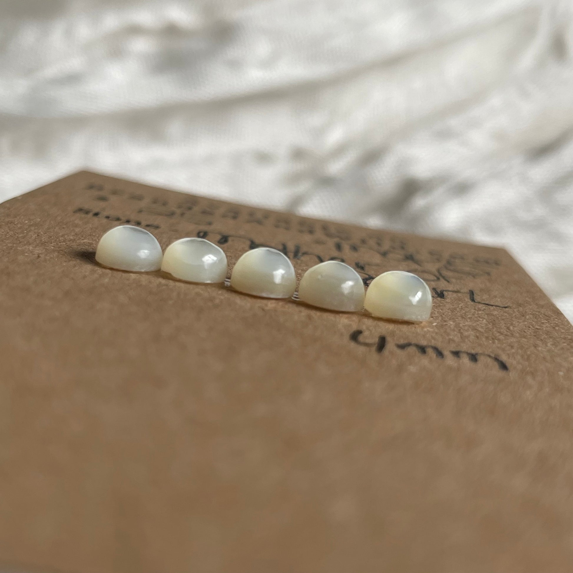 Mother of Pearl Cabochon - MOP5 7EAEF399-A482-4B9E-962E-25379B7C904E Brandedandwild.com