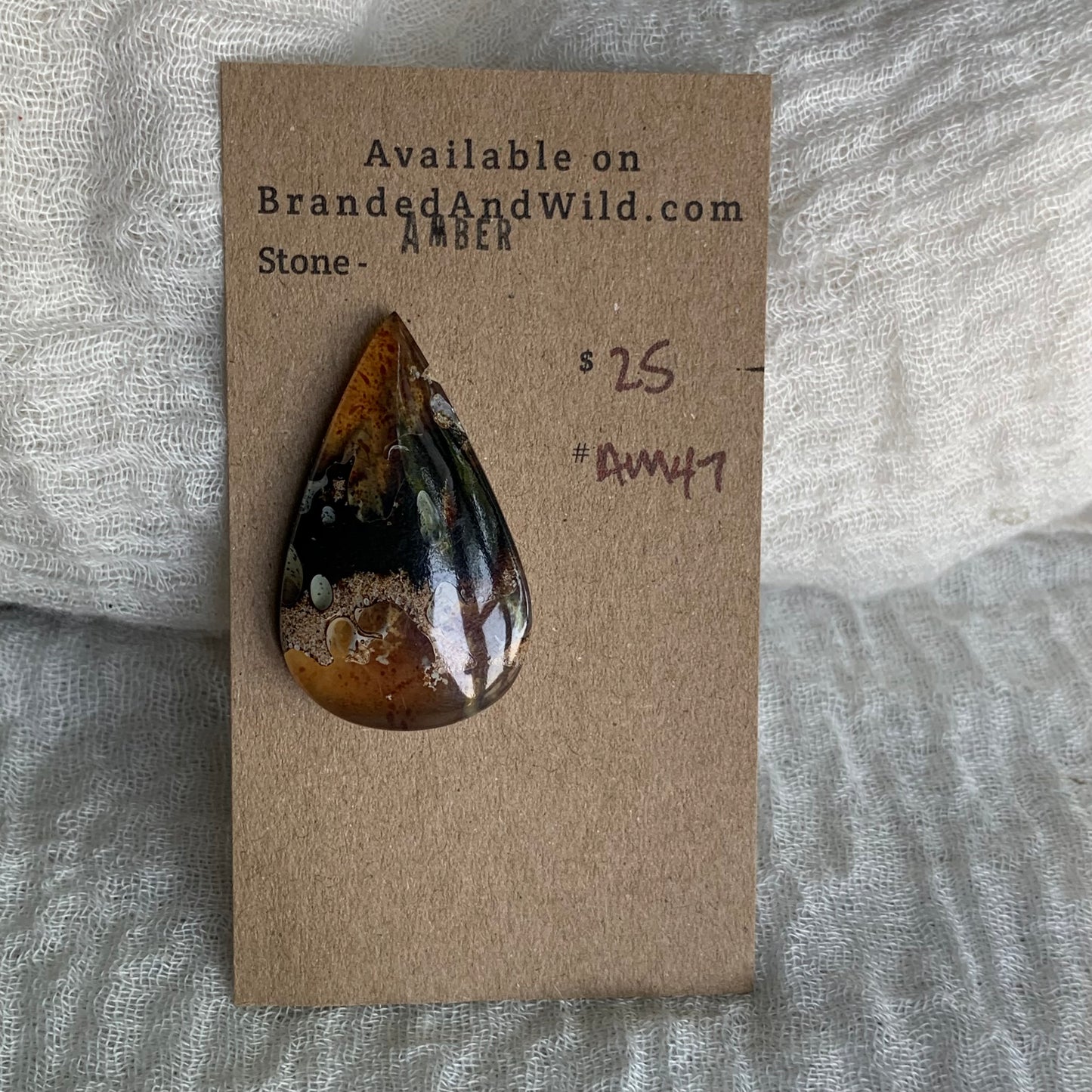 Amber Cabochon AM47