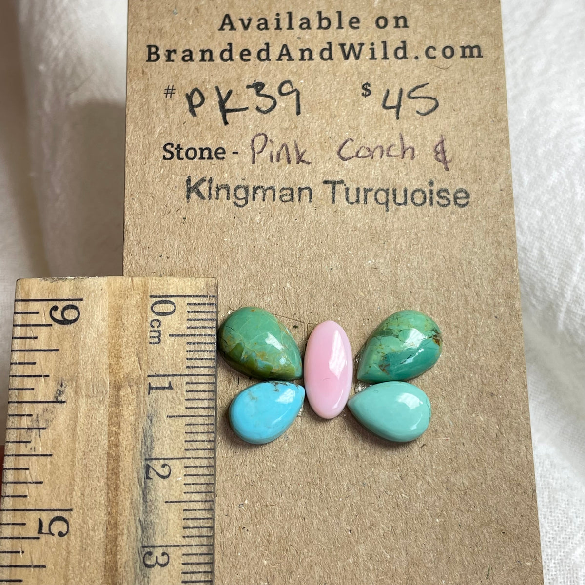 Pink Conch / Kingman Turquoise Cabochon - PK39