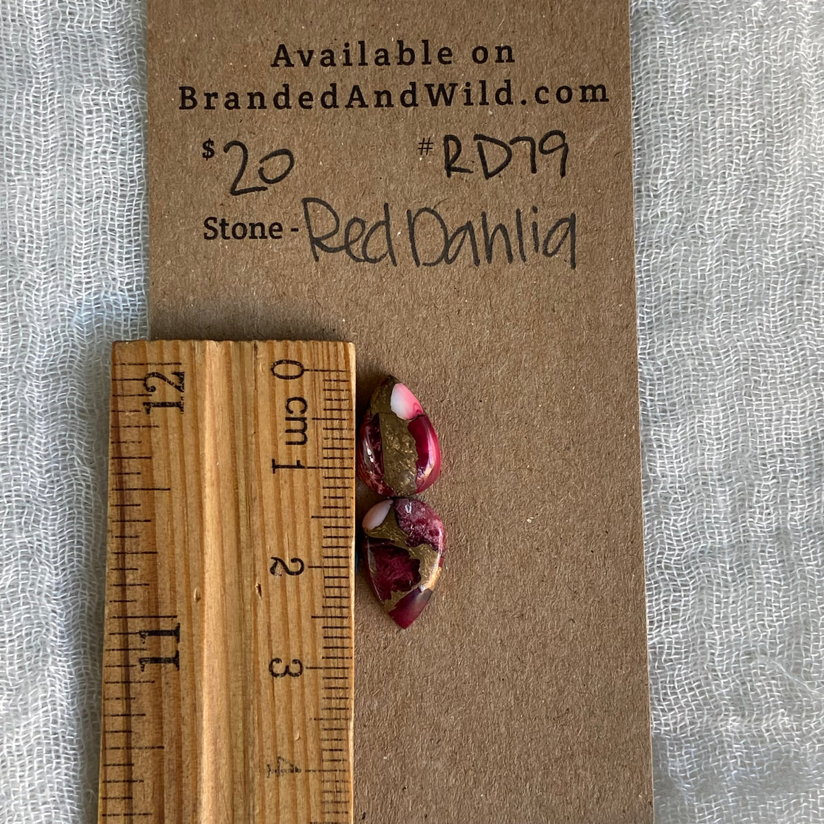 Red Dahlia Cabochon - RD79