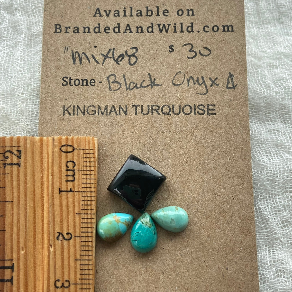 Kingman / Black Onyx Cabochon - MIX68