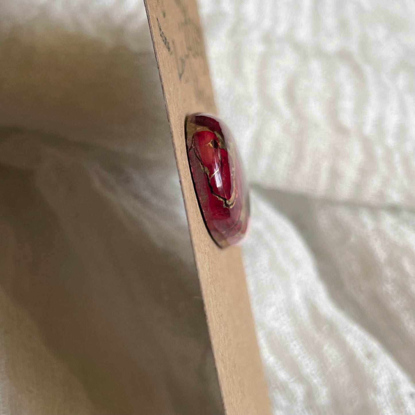 Red Dahlia Cabochon - RD43