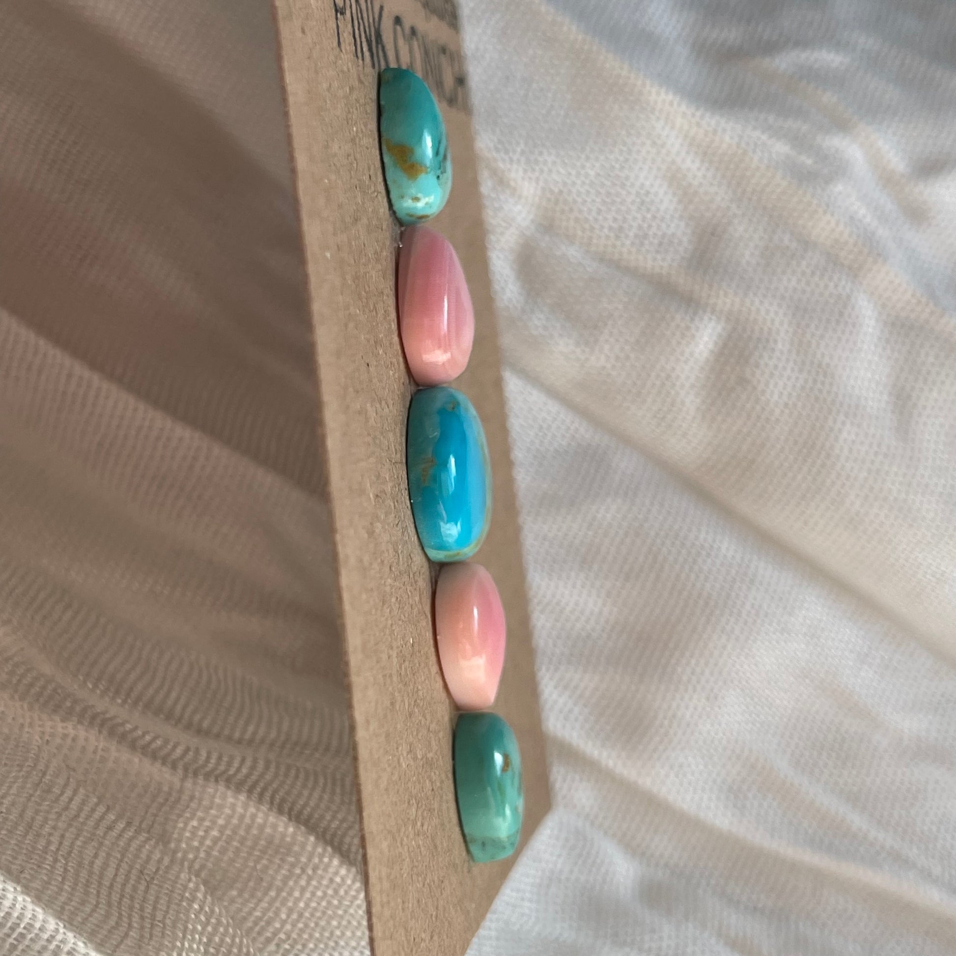 Kingman / Pink Conch Cabochon - MIX135 84696CCE-B229-4BBC-B00D-95B0B7D7FCFF Brandedandwild.com
