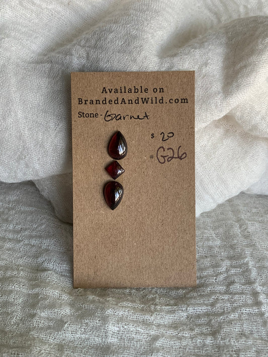 Garnet Cabochon - G26