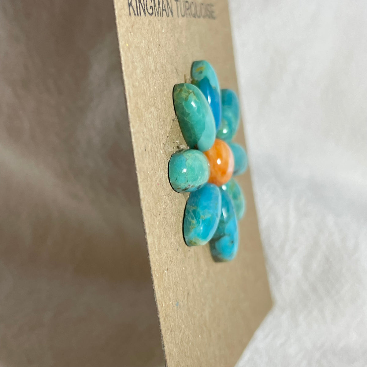 Kingman Turquoise / Oyster Shell Cabochon - KO03