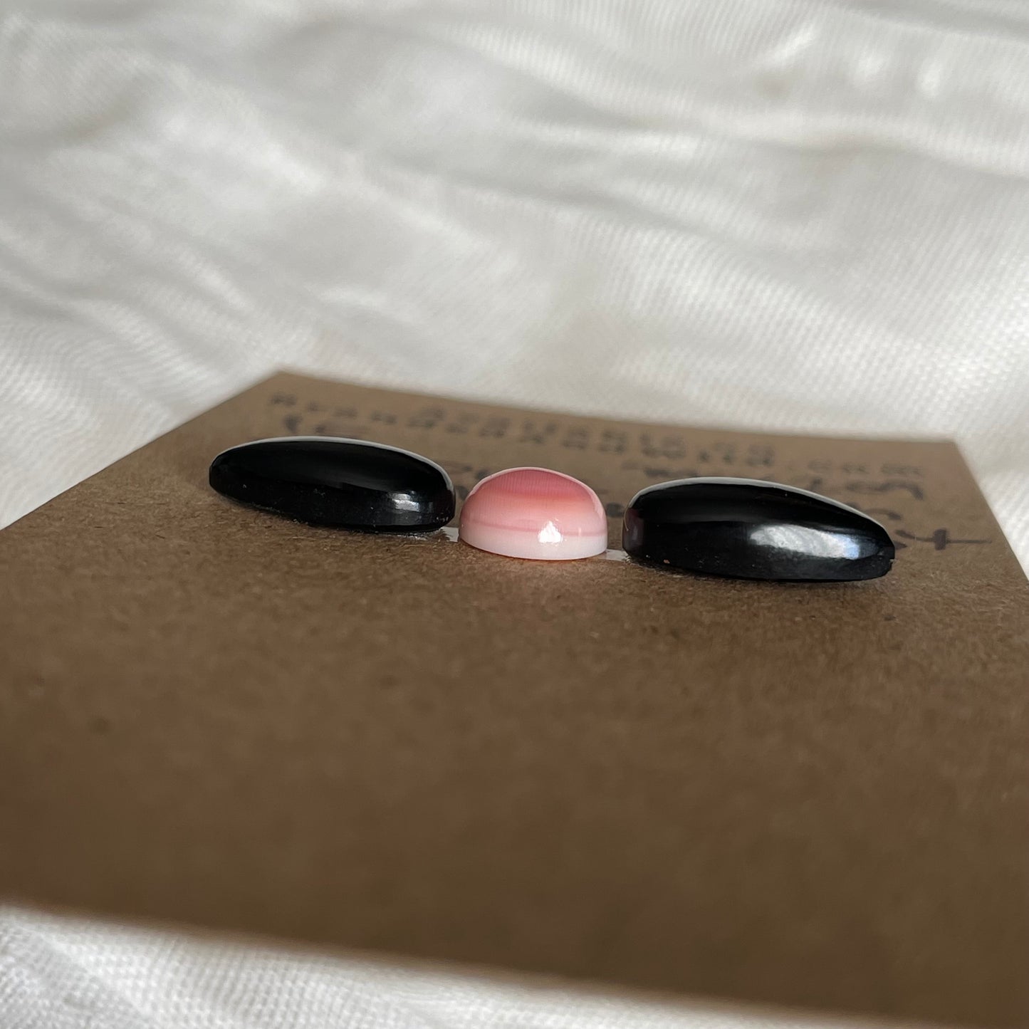 Black Onyx / Pink Conch Cabochon - MIX209 88624FA4-A25D-4B5A-822C-B9AFAF1C88AA Brandedandwild.com