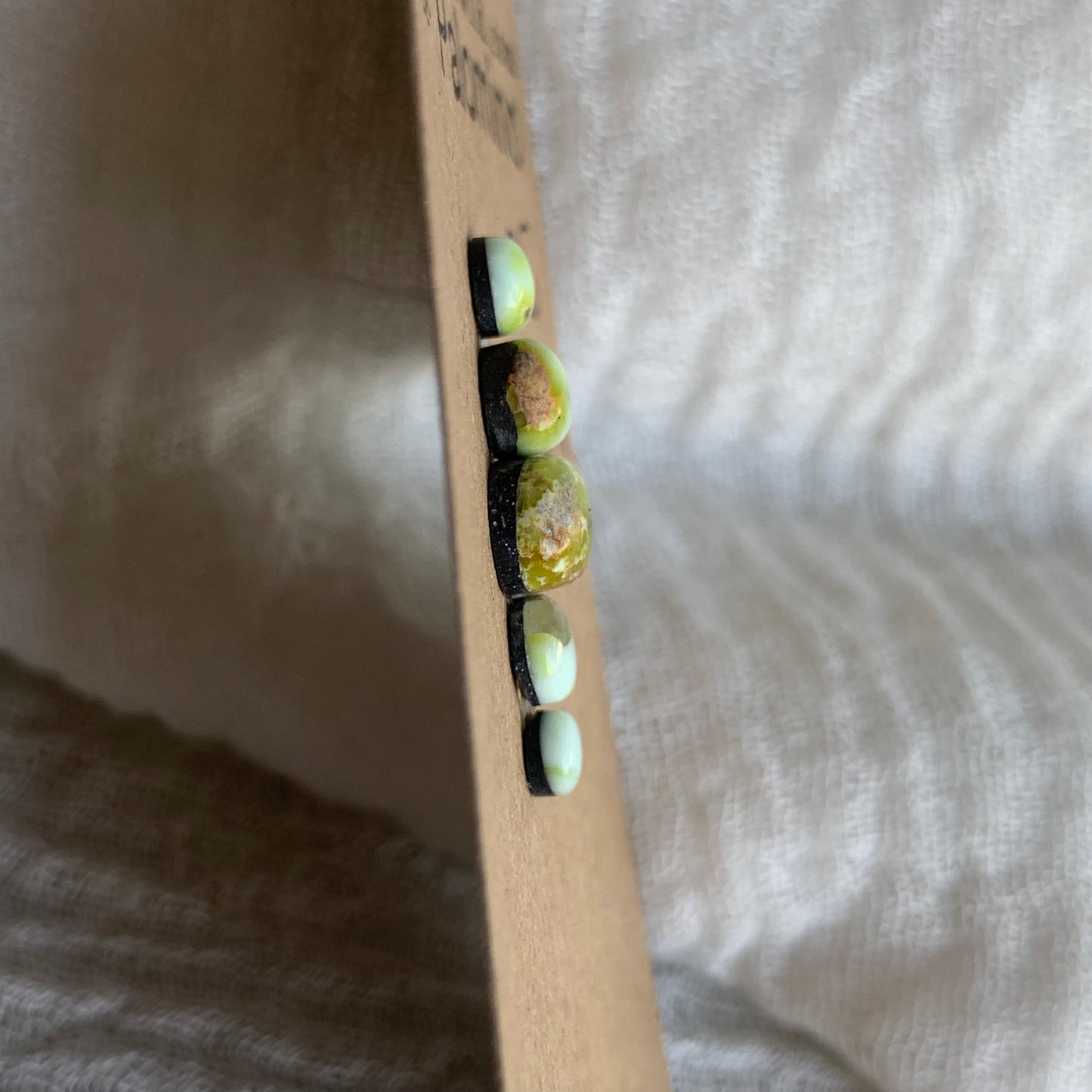 Palomino Cabochon - P097