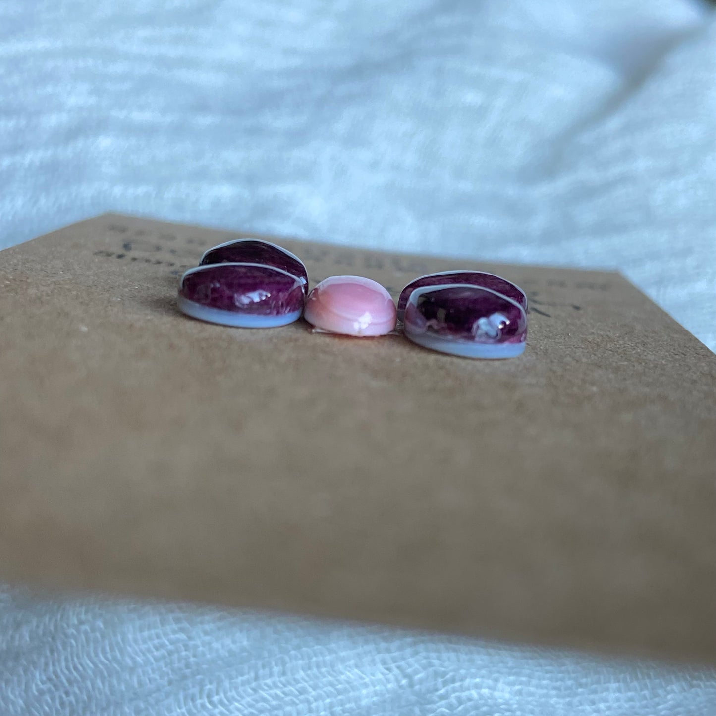 Pink Conch / Oyster Shell Cabochon - P022