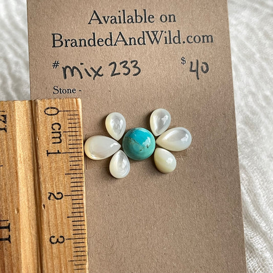 Kingman Mix Cabochon - MIX233 89B1A349-AF42-4034-BAD2-0E38B691490B Brandedandwild.com
