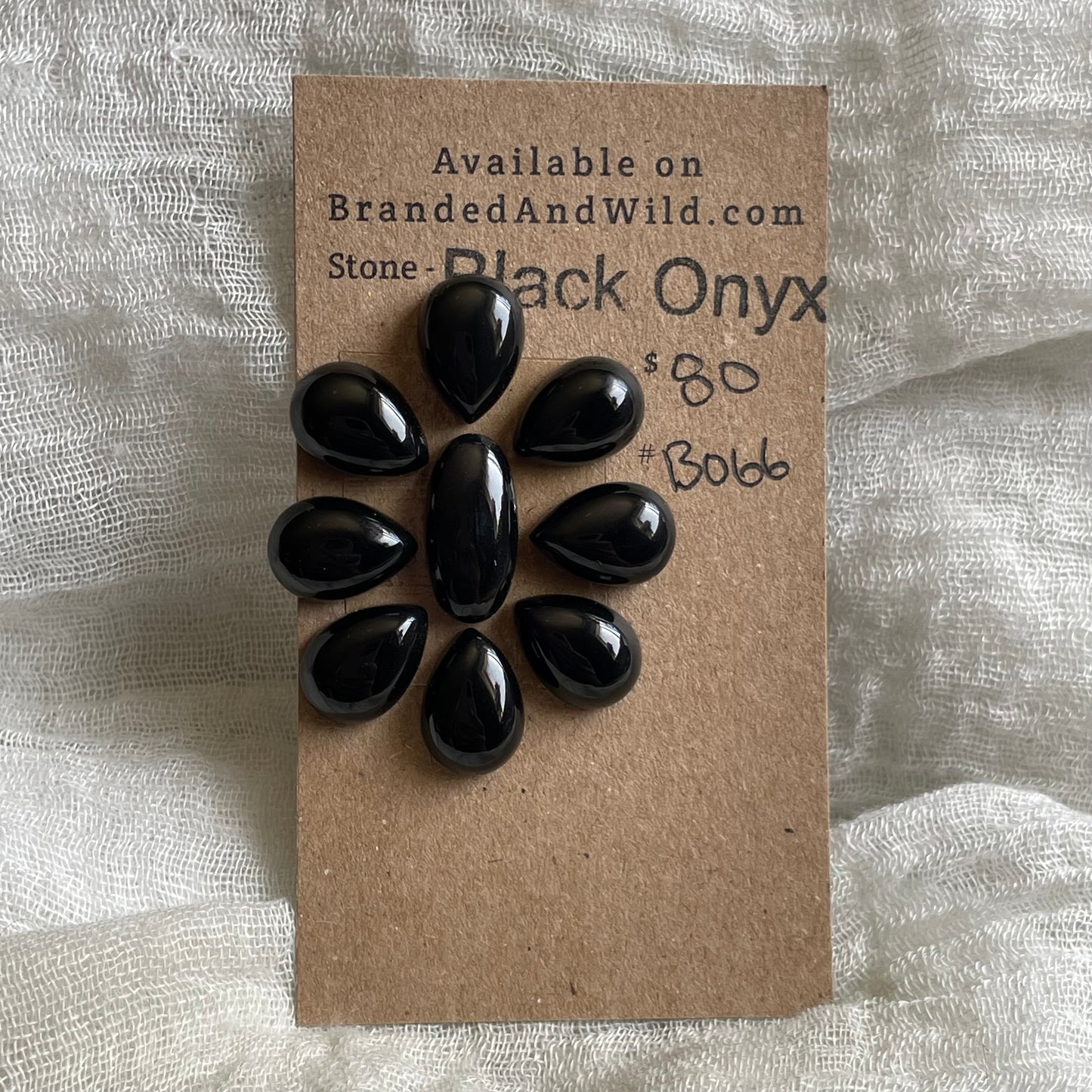 Black Onyx - Cabochon - B066