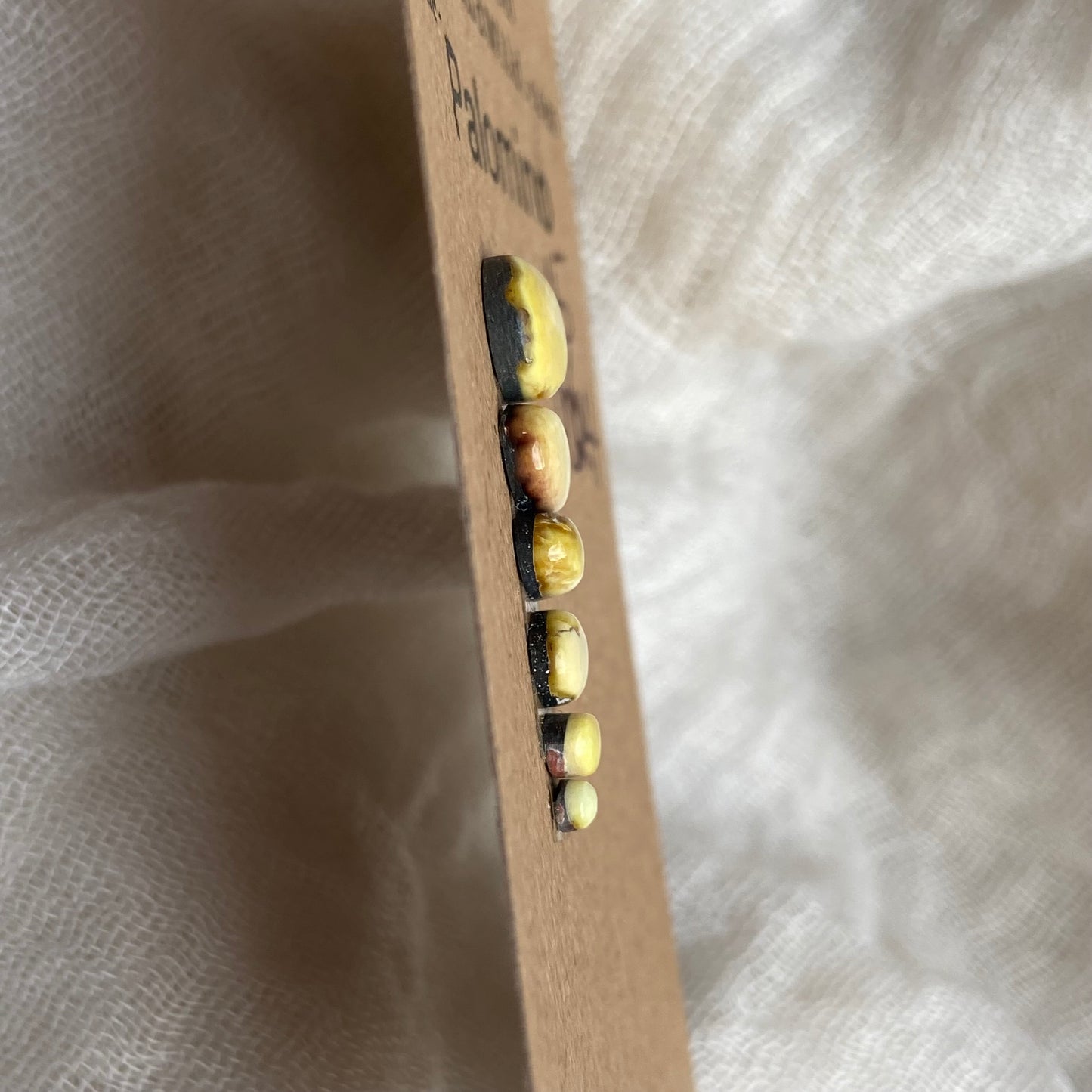 Palomino Cabochon - P064