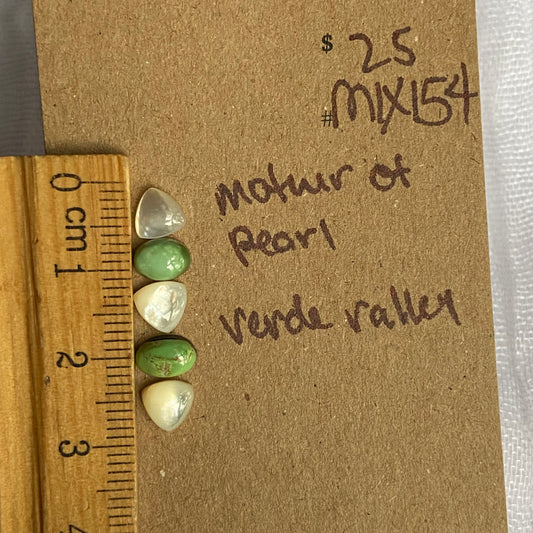 Mother of Pearl / Verde Valley Cabochon - MIX154