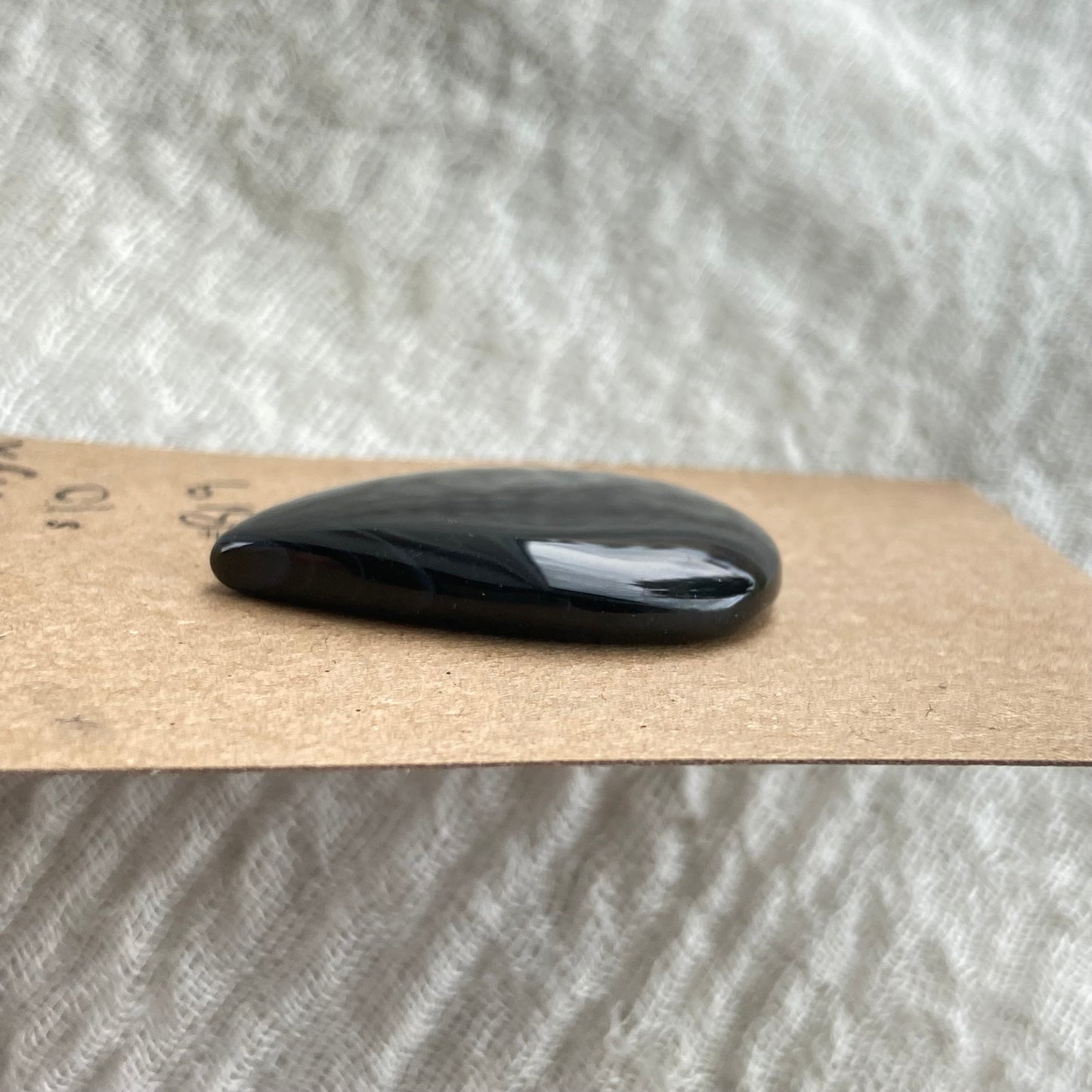 Black Onyx - Cabochon - B19