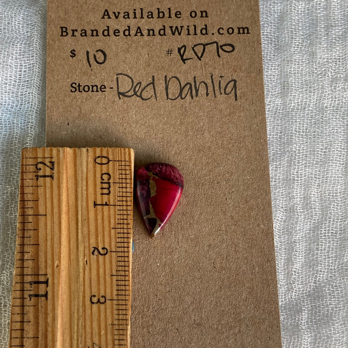 Red Dahlia Cabochon - RD70